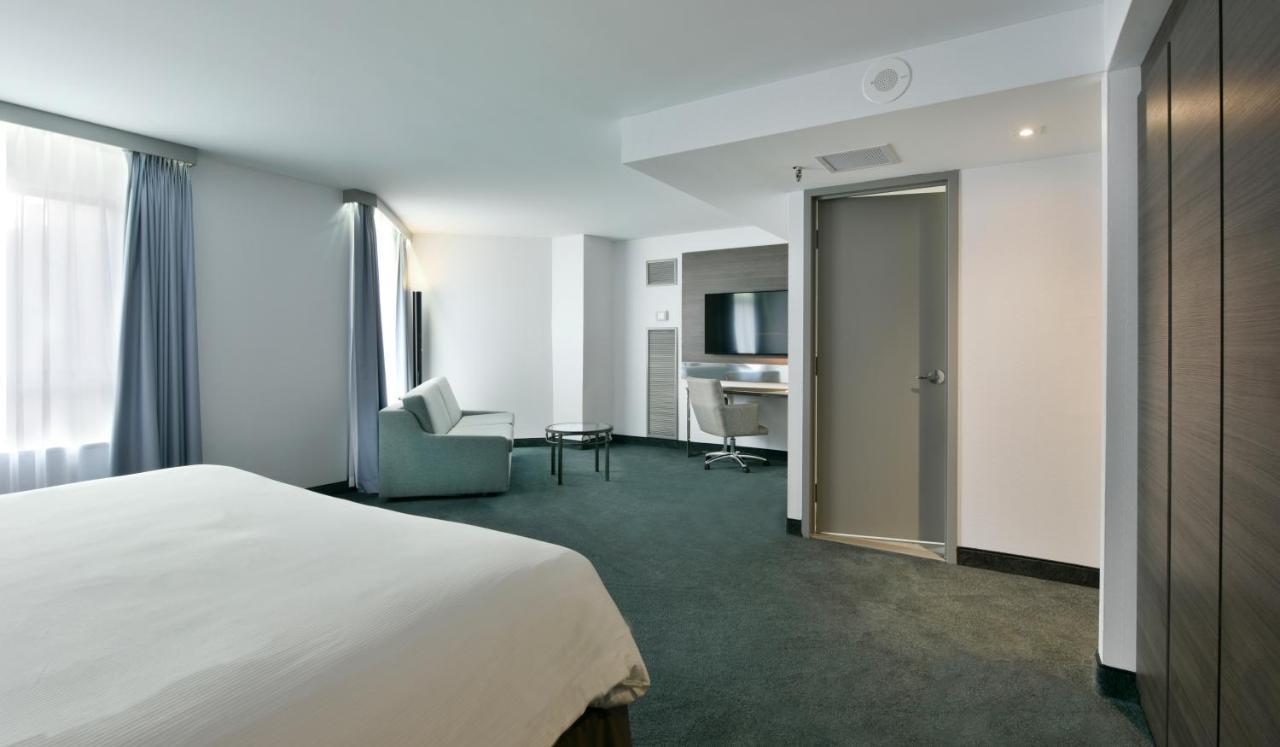 Hotel Doubletree By Hilton Ottawa Downtown Zewnętrze zdjęcie