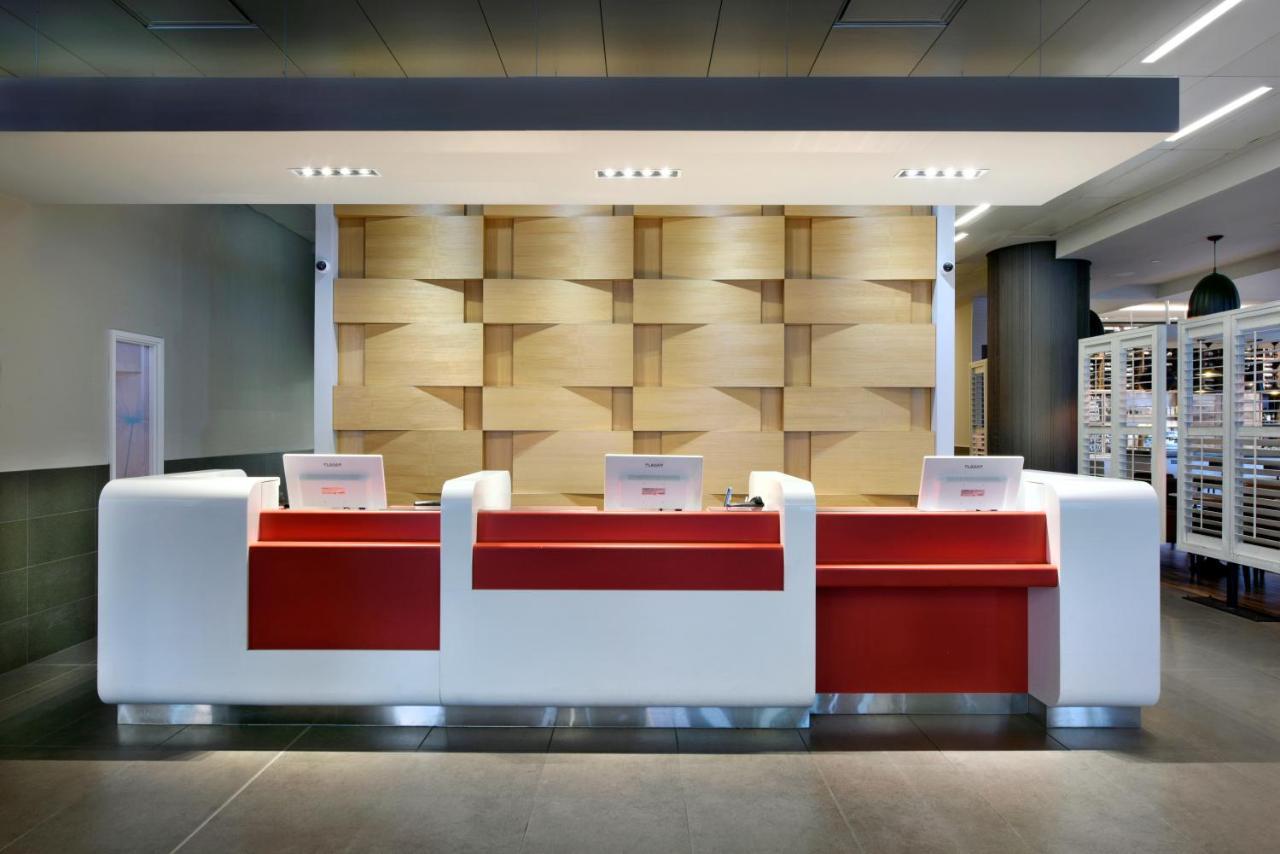 Hotel Doubletree By Hilton Ottawa Downtown Zewnętrze zdjęcie